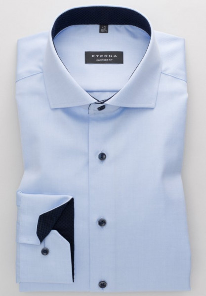 Camicia Eterna COMFORT FIT TWILL azzurro con Spaccato collar in taglio classico